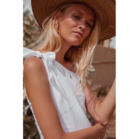 • Palm Collective • Bella One Shoulder Linen Dress - Picture 3 of 3